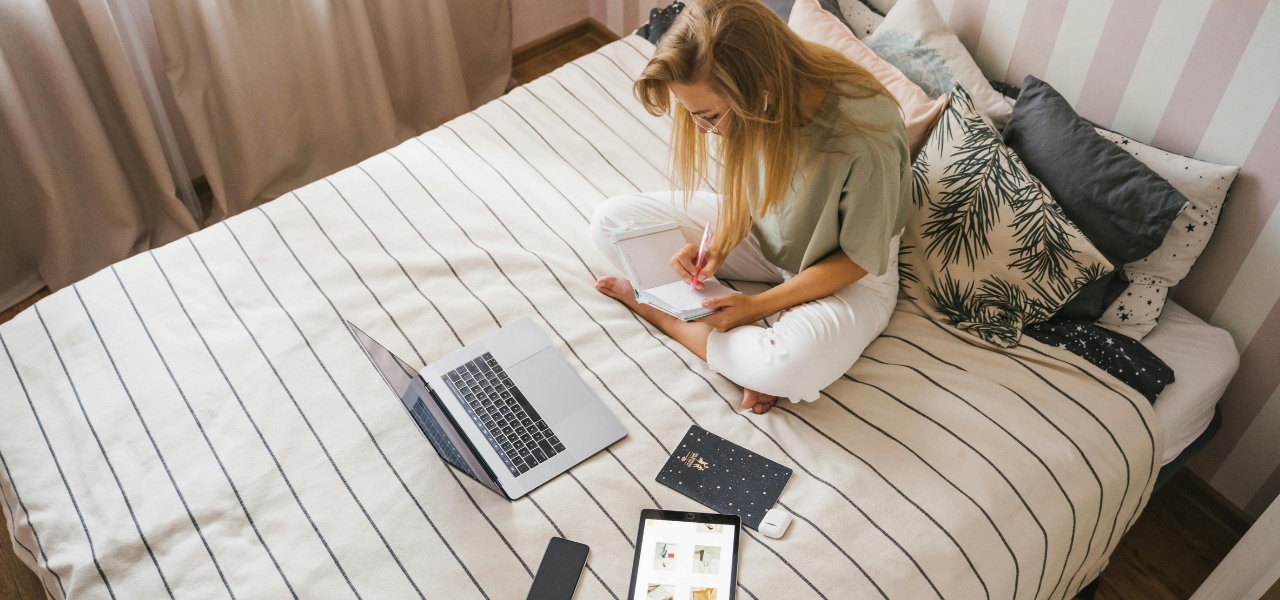 6 AI-Powered Gadgets That Simplify Your Life