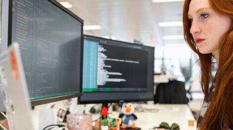 Federated Learning in Action Secure AI Training for Sensitive Data
