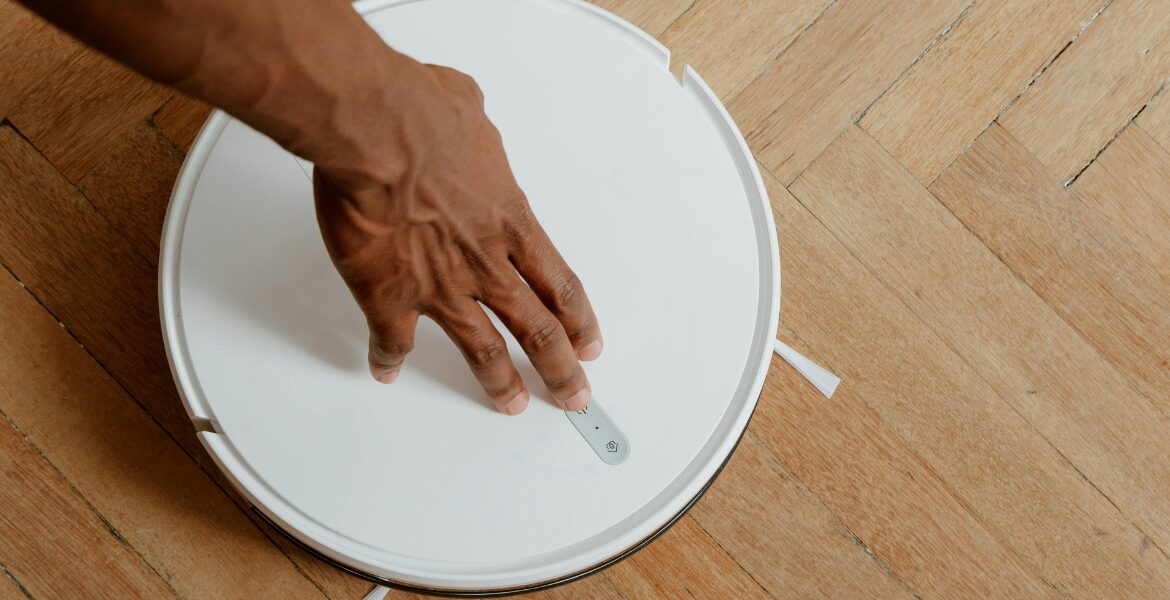 Domestic Robotics 2.0: Integrating Innovative Tech Gadgets into Your Household Workflow